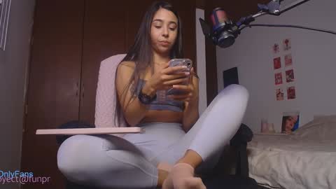 Hazel Mafia online show from January 30, 7:04 pm