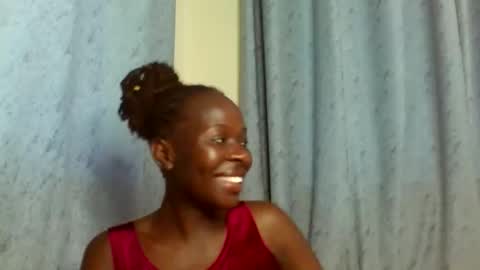 hazel_tess online show from November 17, 11:02 am