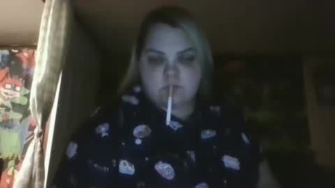 Hazeleyez97 online show from October 6, 6:20 am