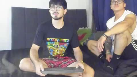 Max  Leo online show from January 4, 6:41 am