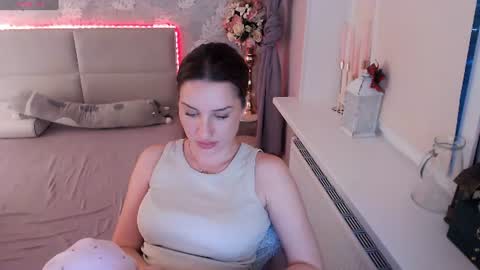 Heaven girl online show from July 2, 8:03 pm