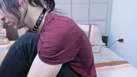 Snapshot of hecate1_ chatting on February 10, 7:49 pm Keira Hecate online show from February 10, 7:49 pm