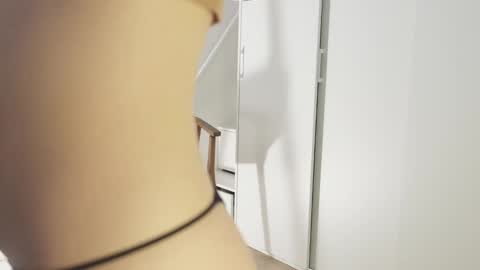 Snapshot of hee_jeen chatting on December 11, 10:14 am Jeen online show from December 11, 10:14 am