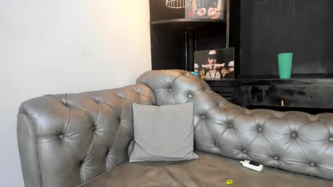 heellboy_ online show from October 25, 10:32 pm