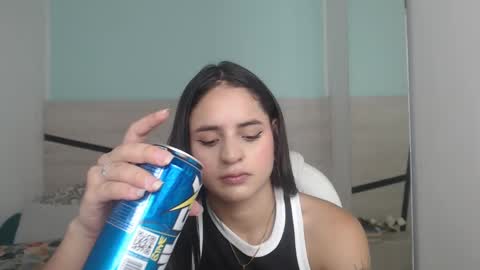 Heidy  online show from January 11, 8:21 pm