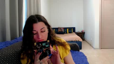 helen_adams_ online show from May 13, 6:01 am