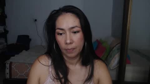 Helen online show from April 9, 9:31 pm