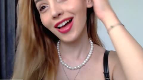 helen_quinn online show from October 25, 8:57 am