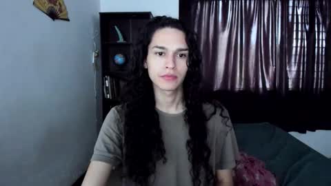 helena_spellman online show from April 22, 6:37 pm