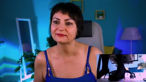 helenbeler online show from December 23, 8:31 am