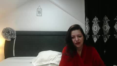 helenhh online show from March 6, 10:20 am