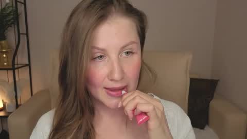 Helen online show from June 5, 6:52 am
