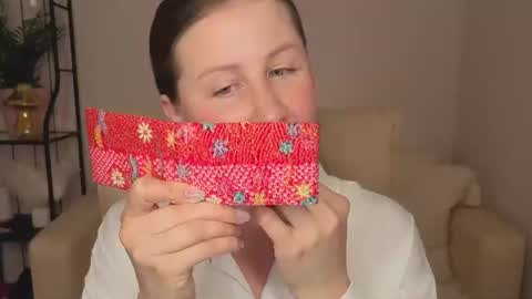 Helen online show from July 19, 1:52 am