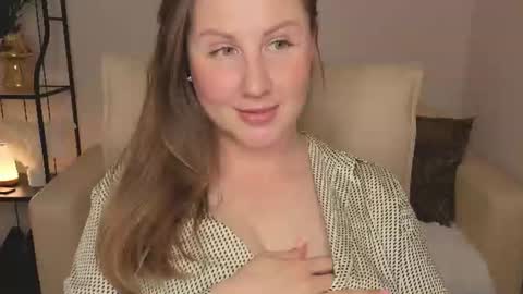 Helen online show from June 21, 3:02 am