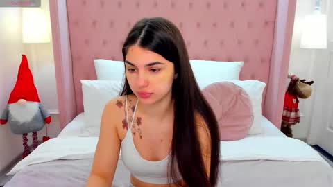 Helen online show from December 19, 1:39 pm