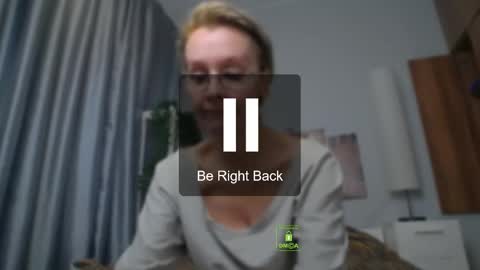 Snapshot of helgahimmele chatting on March 7, 5:29 am Helga online show from March 7, 5:29 am