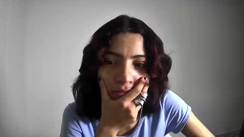 Helia Transfem and Amy online show from March 4, 2:21 pm