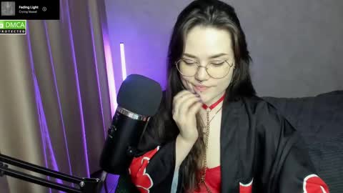 Red online show from March 1, 6:00 pm