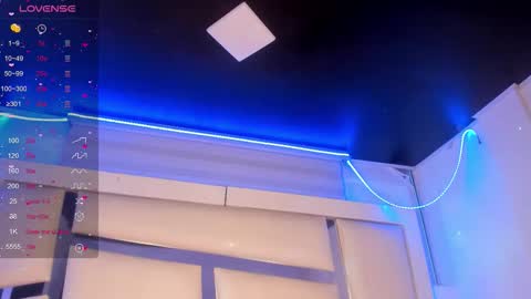 hellen__smith_ online show from December 1, 10:30 pm