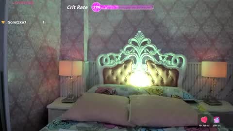   online show from July 24, 11:18 am