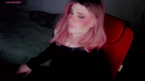 Helen Spellman online show from November 18, 4:54 pm