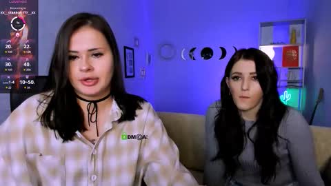 Helli online show from December 21, 8:48 pm