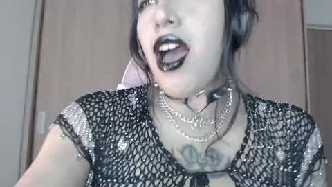 Snapshot of hello_demonkitty chatting on September 10, 5:47 pm SIMONA online show from September 10, 5:47 pm