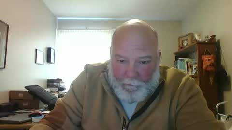 helloforfun111 online show from December 20, 3:41 pm