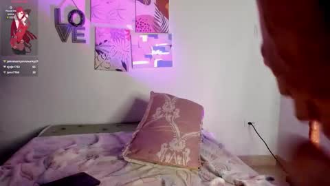 Hellzel online show from February 5, 7:01 am