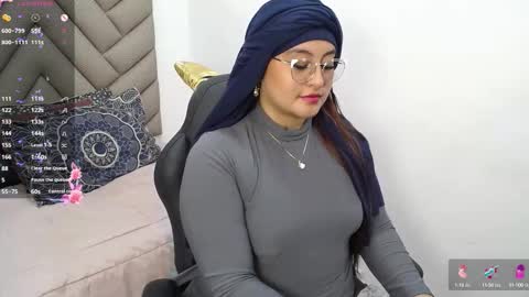 Snapshot of heluejamil chatting on September 29, 8:41 pm Zahira online show from September 29, 8:41 pm