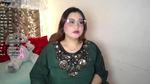 Zahira online show from February 3, 7:07 pm