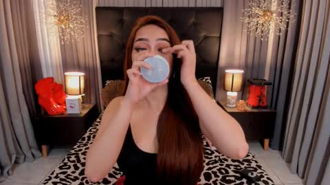 Snapshot of hennessygoddess69 chatting on February 15, 1:16 pm HENNESSY online show from February 15, 1:16 pm