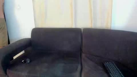Snapshot of henrik_senn chatting on October 7, 11:34 pm henrik_senn online show from October 7, 11:34 pm
