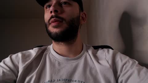 HenryAxe online show from April 4, 10:55 am