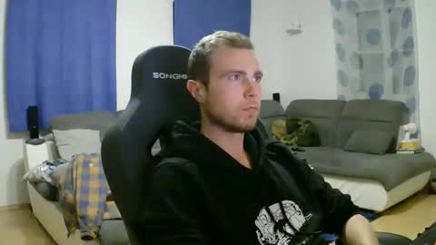 John Pearl online show from March 14, 9:52 pm