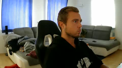 John Pearl online show from September 18, 8:51 am