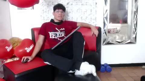 hercules_men online show from February 14, 10:49 am