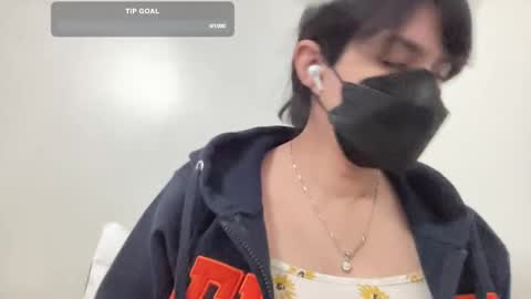 3 online show from February 16, 10:54 pm