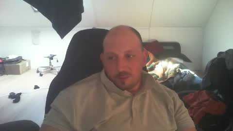 herejust4yoy online show from April 23, 3:35 pm
