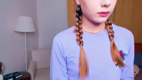 Linda online show from November 23, 7:34 pm