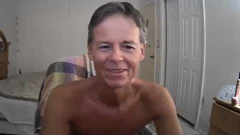 Snapshot of hewes1 chatting on September 29, 7:02 pm hewes1 online show from September 29, 7:02 pm