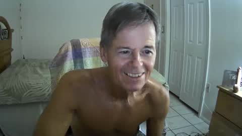 Snapshot of hewes1 chatting on October 5, 9:50 am hewes1 online show from October 5, 9:50 am