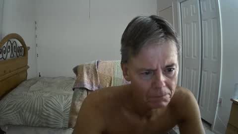 Snapshot of hewes1 chatting on September 25, 6:31 am hewes1 online show from September 25, 6:31 am