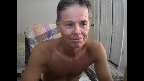 Snapshot of hewes1 chatting on October 13, 7:05 pm hewes1 online show from October 13, 7:05 pm
