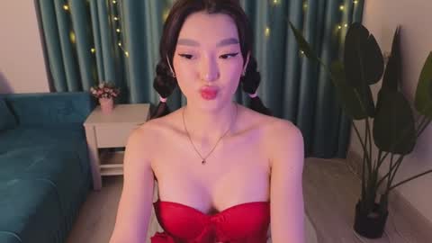 Snapshot of hey_herbal chatting on January 29, 3:15 pm Audrey online show from January 29, 3:15 pm