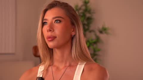 My name is Mira. Please say hello I like to chat with you. If you have requests or dirty talk please use tip online show from November 9, 11:18 pm