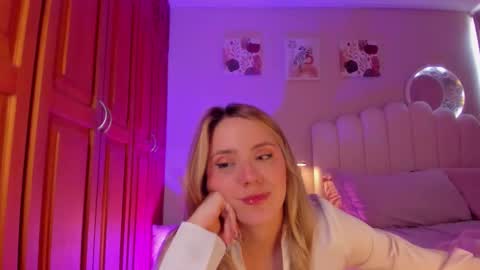 Martina Ricci Show schedule Monday to Friday 8am colombia time I work some weekends  online show from February 24, 2:09 pm