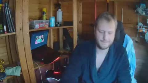 H Dawg online show from February 26, 9:45 am