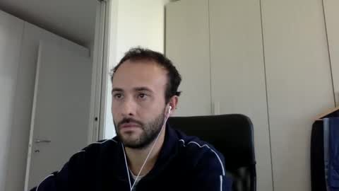 Snapshot of hhombre chatting on October 10, 3:07 pm hhombre online show from October 10, 3:07 pm