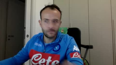 Snapshot of hhombre chatting on October 23, 8:16 am hhombre online show from October 23, 8:16 am